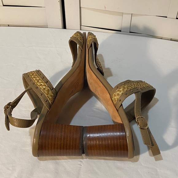 Eric Javits New York Maribel Tan Braided Studded Cuban Sandals. Size 12 - Picture 6 of 6
